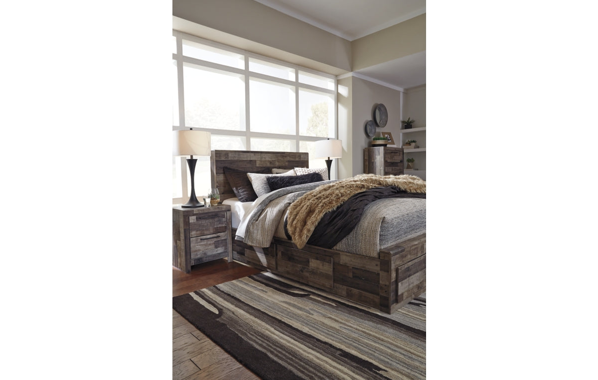 Derekson Queen Panel Bed with 4 Storage Drawers