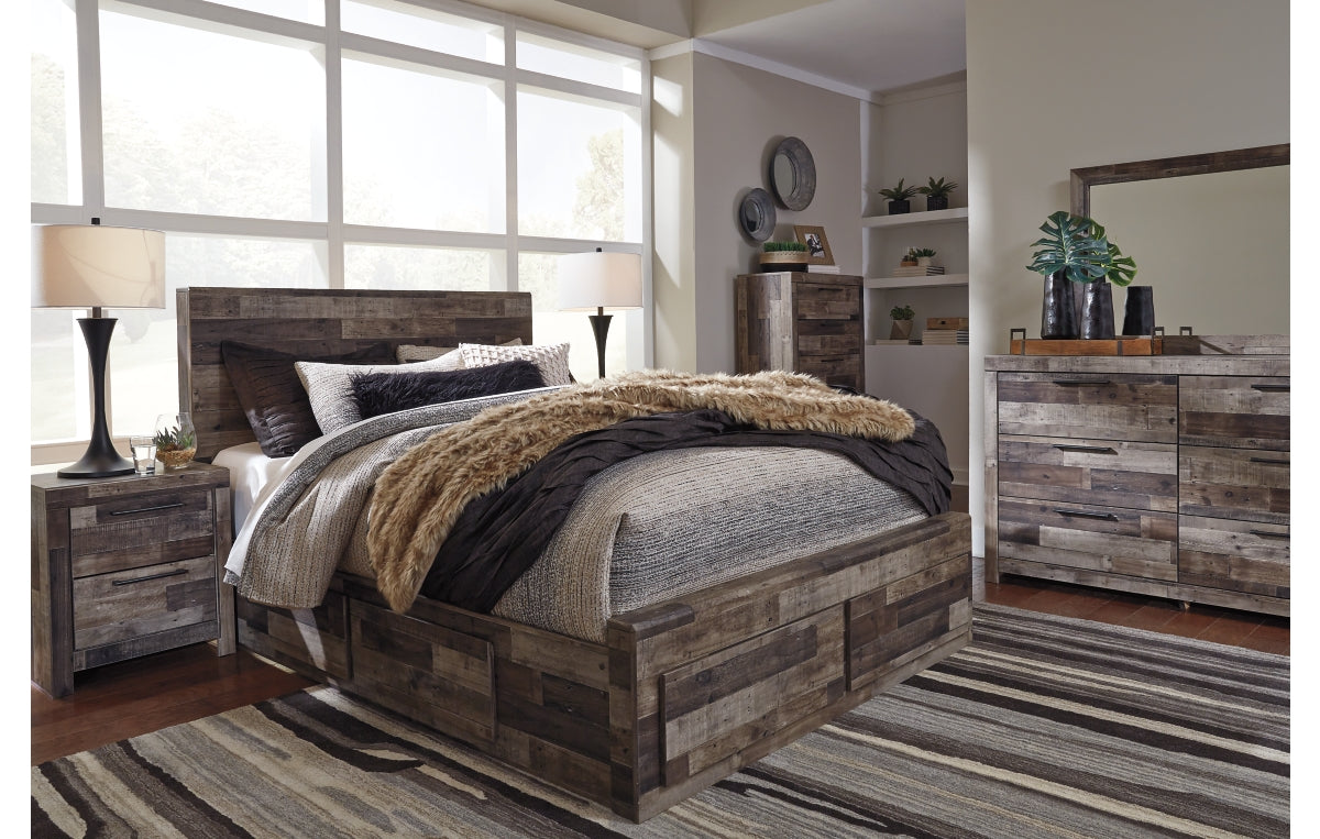 Derekson Queen Panel Bed with 4 Storage Drawers