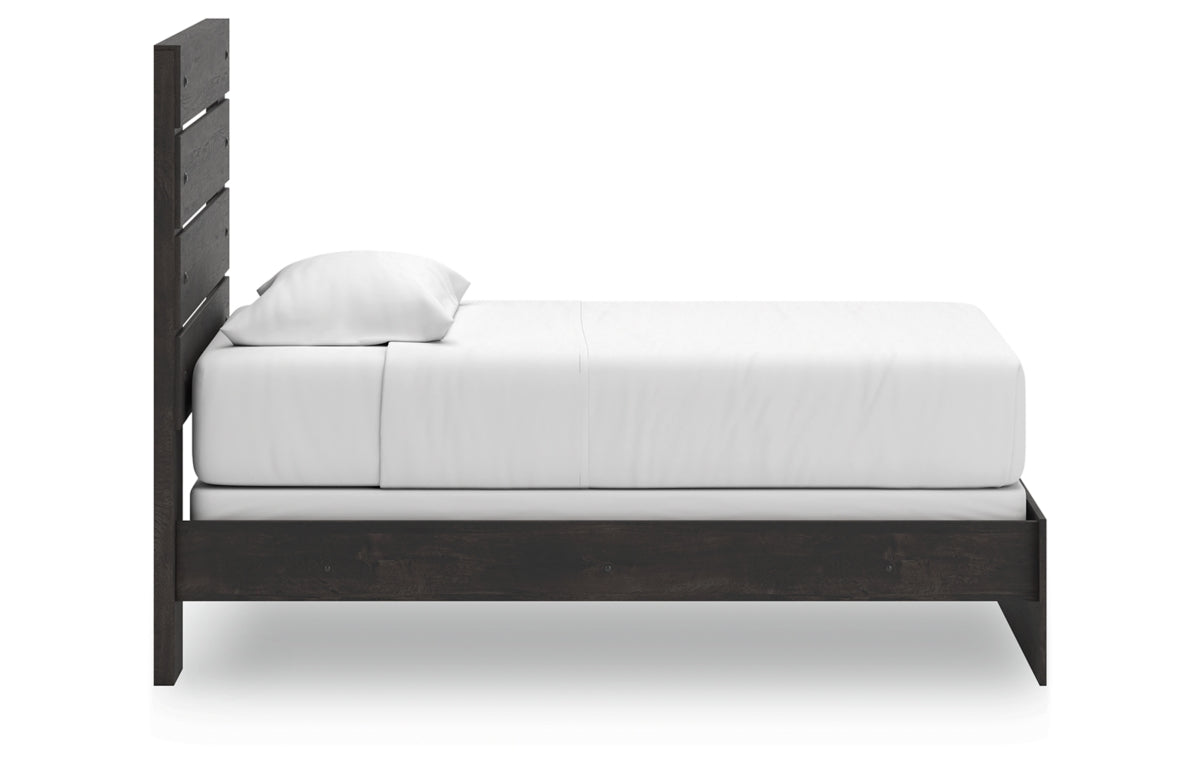 Hollivern Twin Panel Bed with Mirrored Dresser, Chest and Nightstand