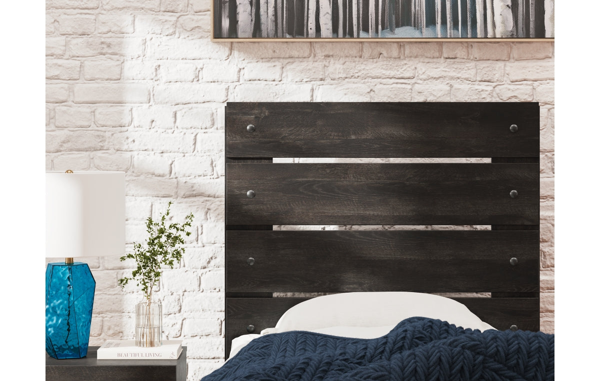 Hollivern Full Panel Bed with Storage with Mirrored Dresser, Chest and Nightstand