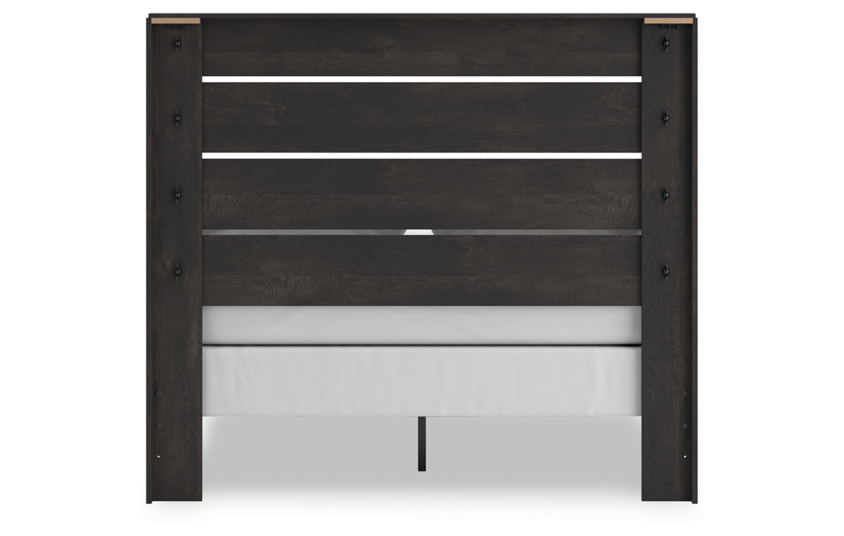 Hollivern Queen Panel Bed, Dresser, Mirror and Nightstand