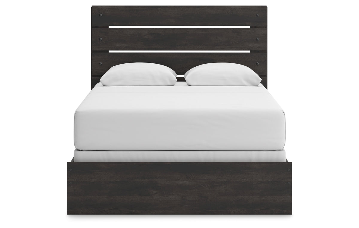 Hollivern Queen Panel Bed with Mirrored Dresser and Chest