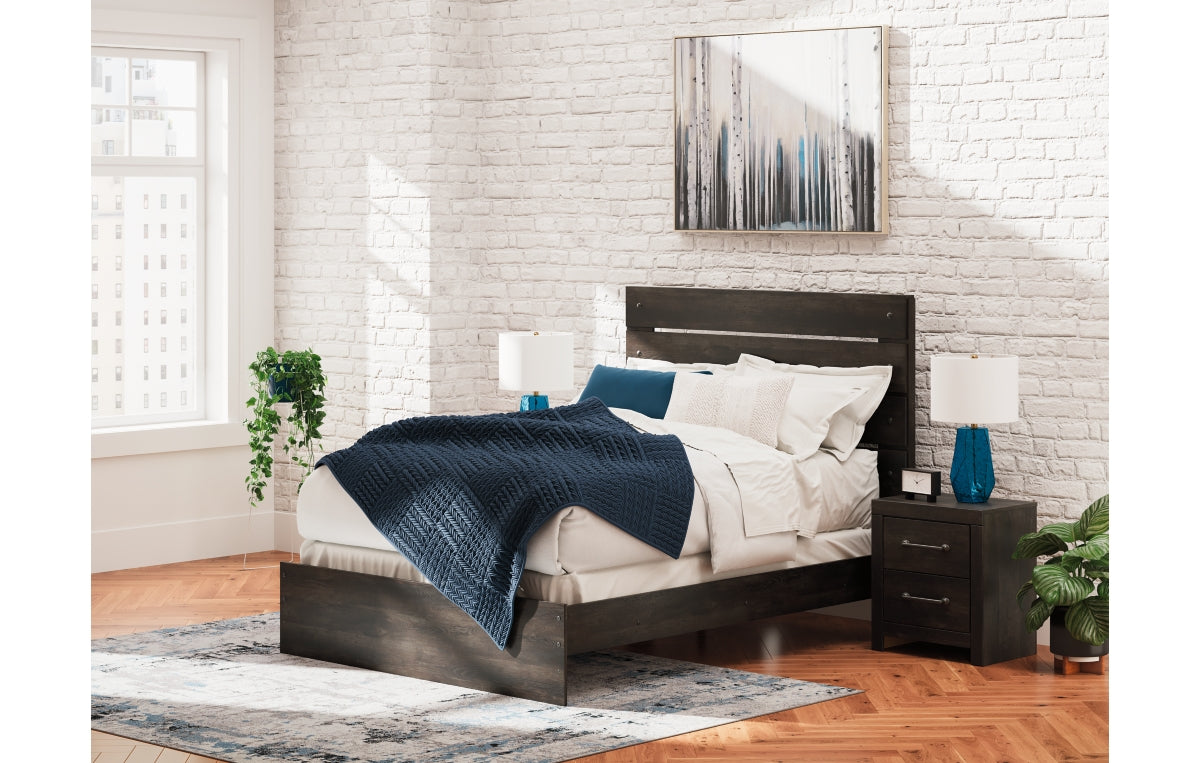 Hollivern Queen Panel Bed