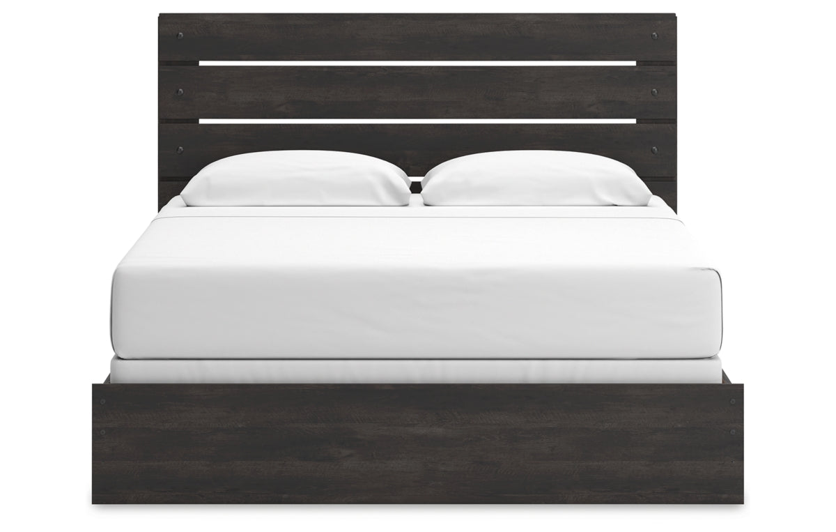 Hollivern King Panel Bed