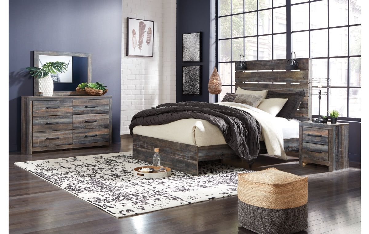 Drystan Queen Panel Bed with Mirrored Dresser, Chest and Nightstand