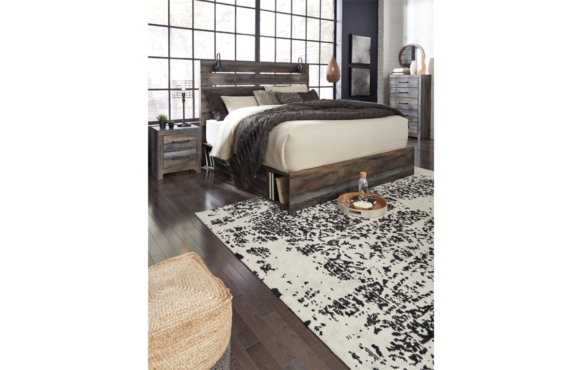 Drystan King Panel Bed with 4 Storage Drawers