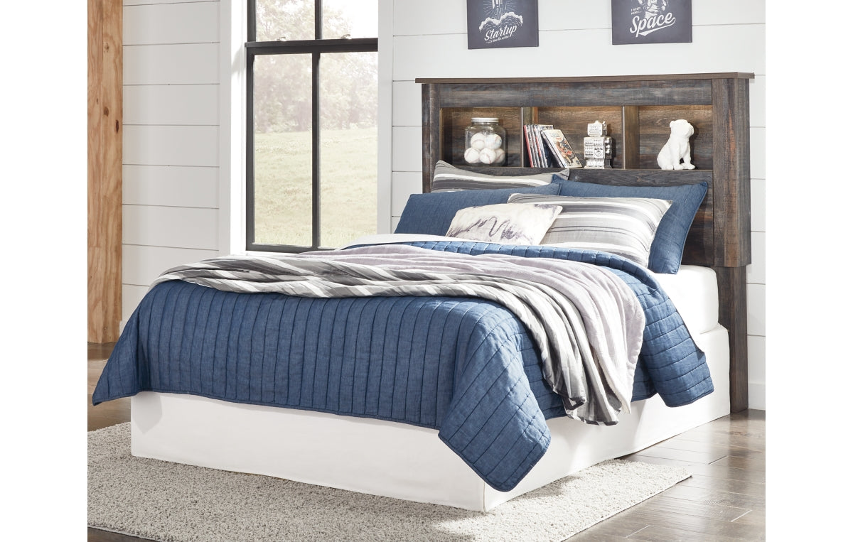 Drystan Full Bookcase Headboard with Mirrored Dresser and Chest