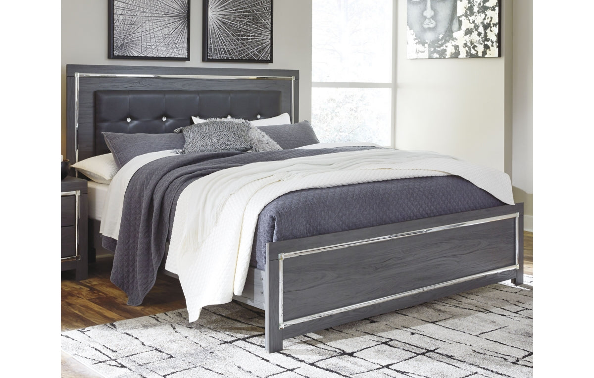 Lodanna King Panel Bed with Mirrored Dresser and Nightstand