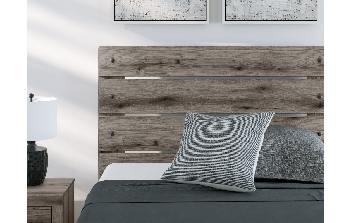 Graystorm Full Panel Bed with Mirrored Dresser