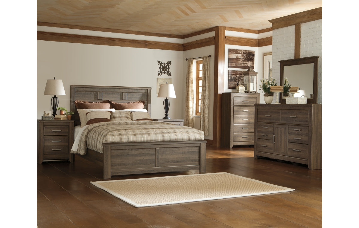 Juararo Queen Panel Bed with Mirrored Dresser