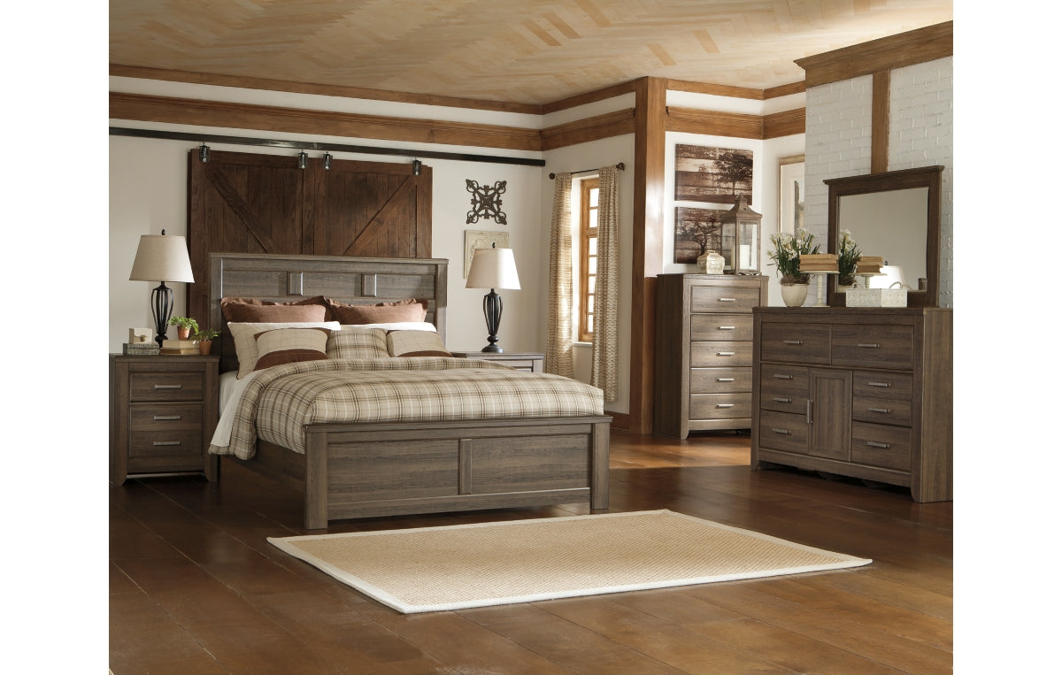 Juararo Queen Panel Bed with Mirrored Dresser, Chest and Nightstand