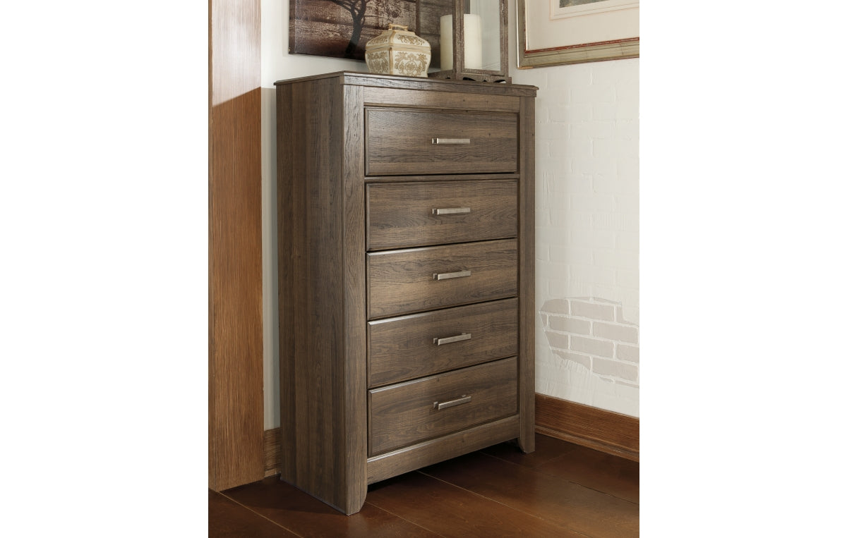 Juararo California King Poster Bed with Mirrored Dresser, Chest and Nightstand
