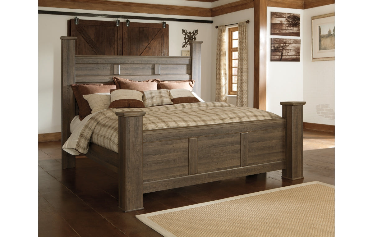 Juararo California King Poster Bed with Mirrored Dresser and Chest