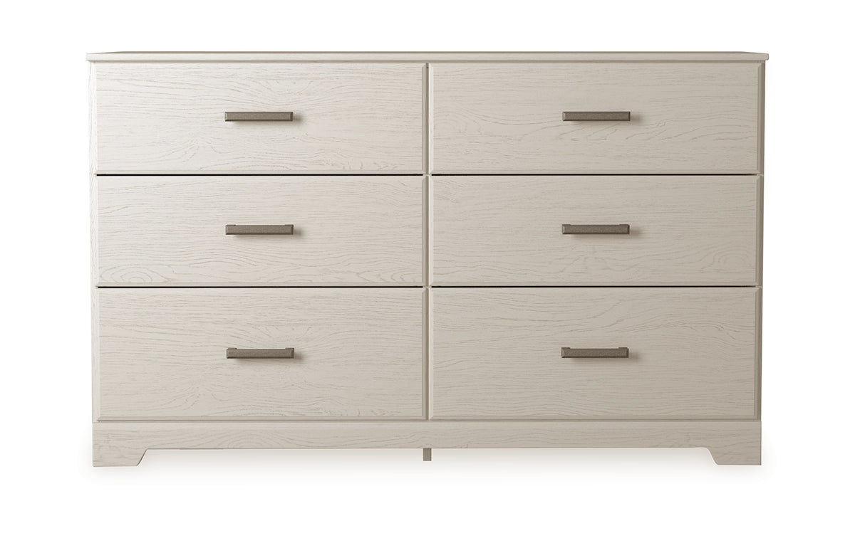 Stelsie Dresser