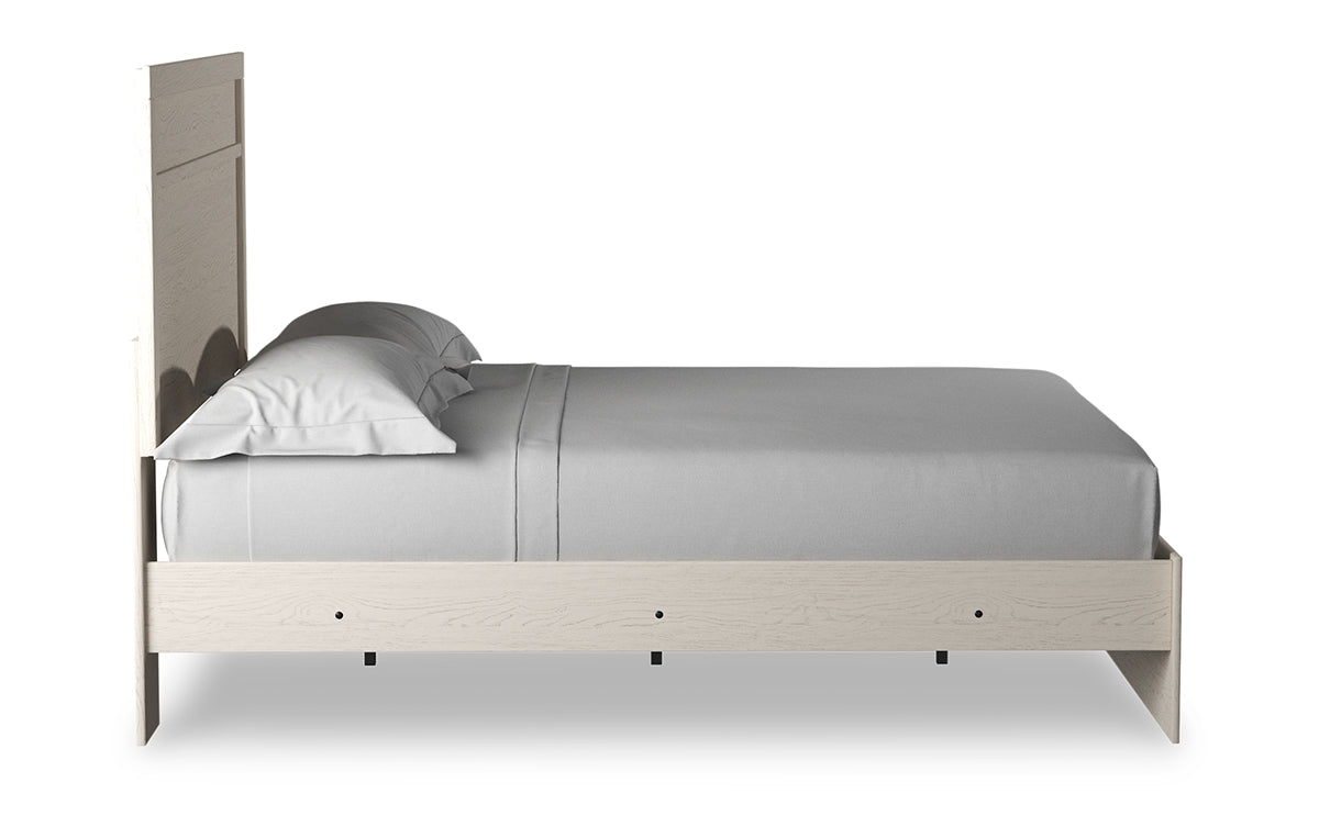 Stelsie Queen Panel Bed