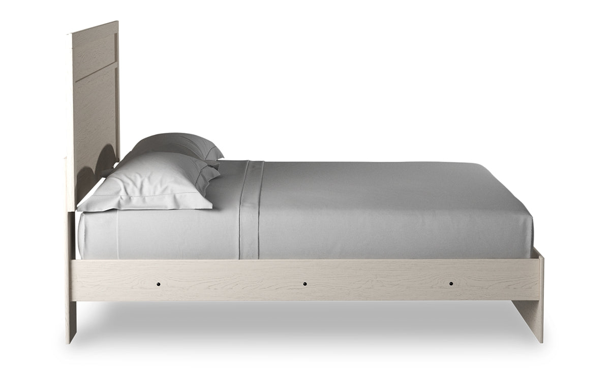 Stelsie King Panel Bed