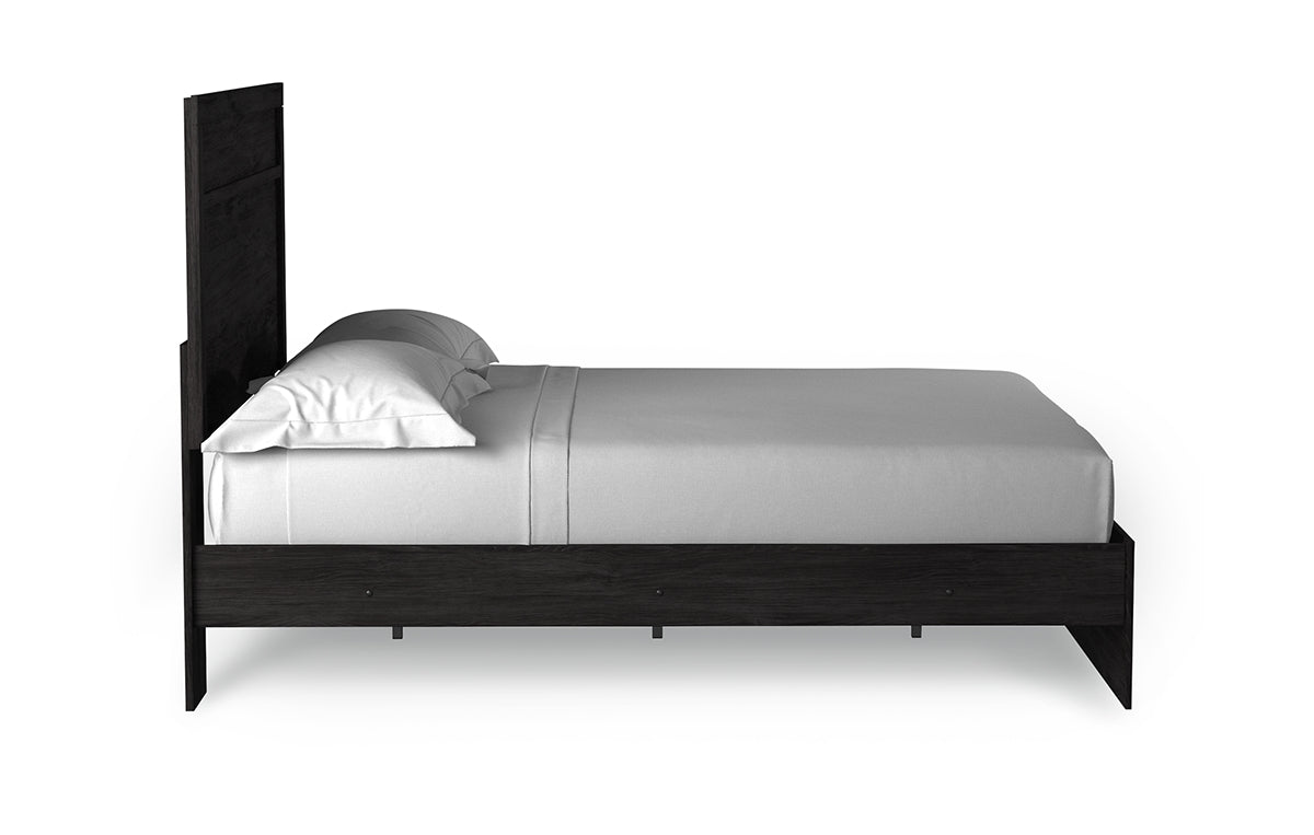 Belachime Queen Panel Bed