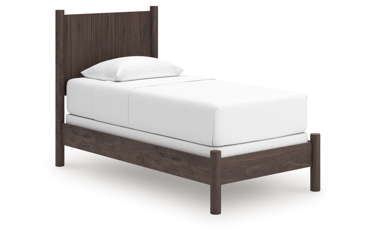 Pamytta Twin Panel Bed, Dresser, Mirror and Nightstand