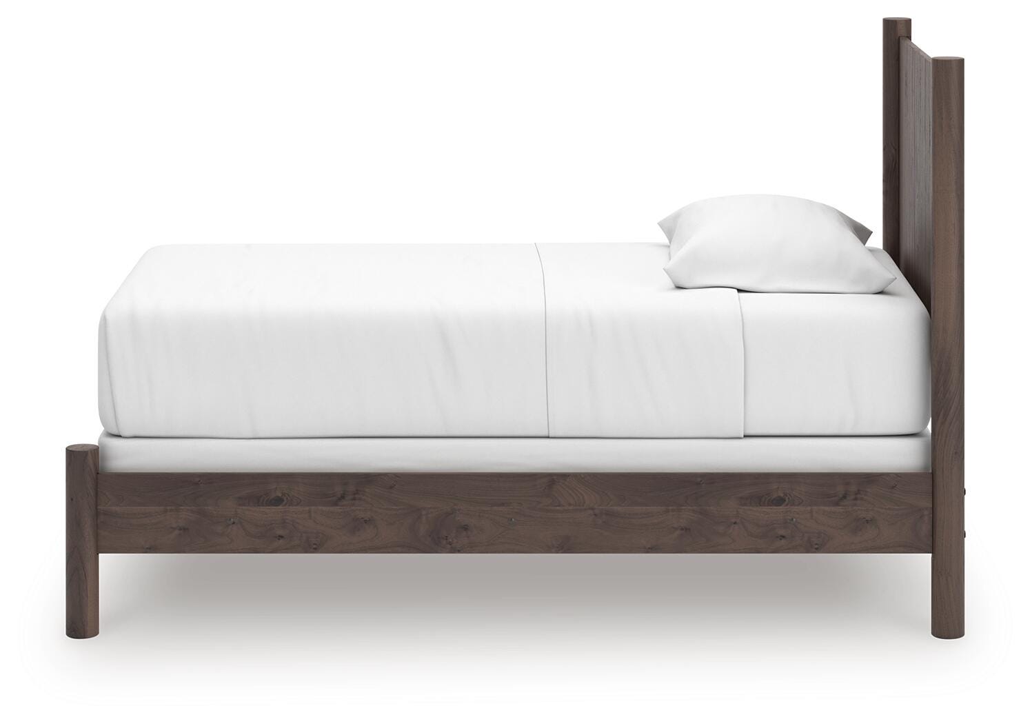 Pamytta Twin Panel Bed, Dresser, Mirror and Chest