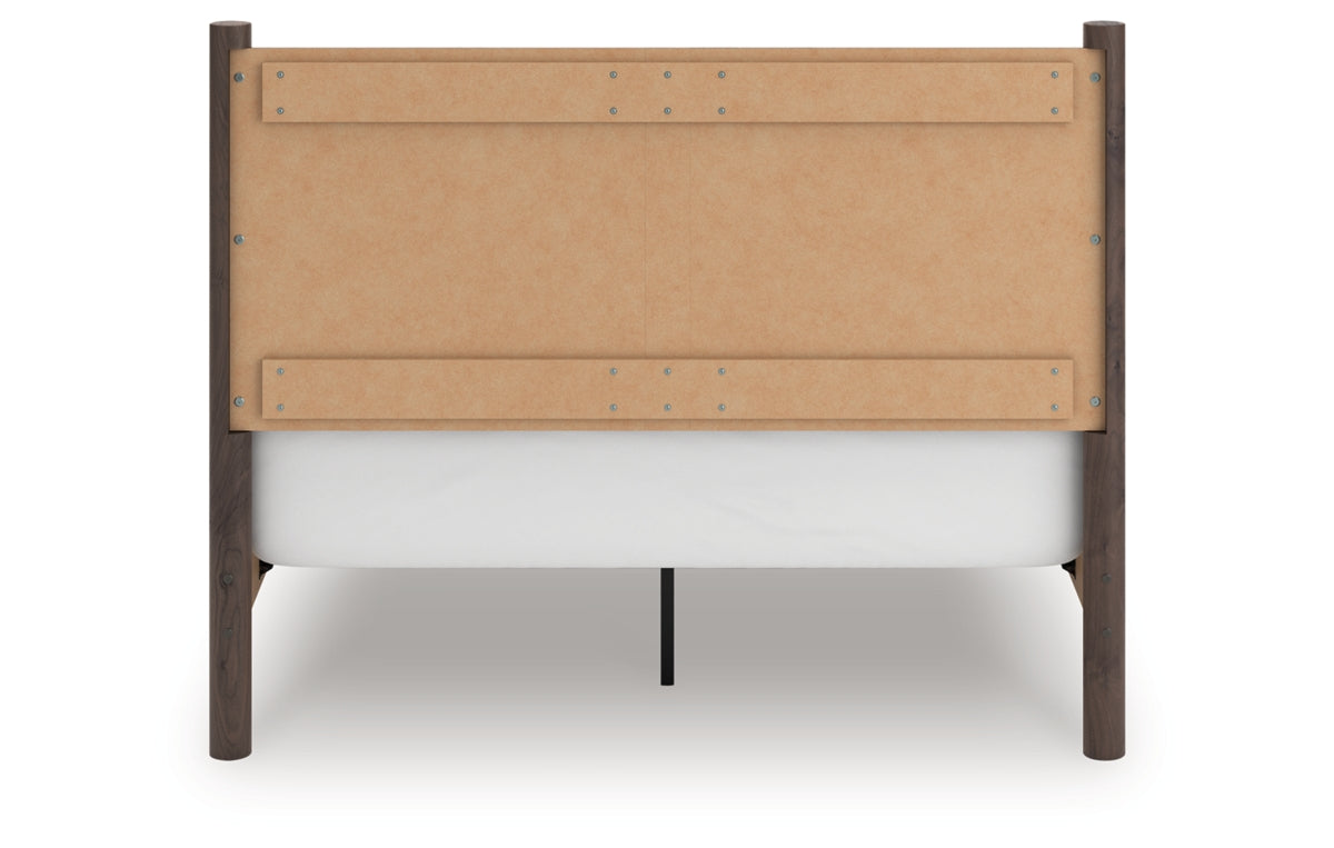 Pamytta Queen Panel Bed, Dresser, Mirror and Chest