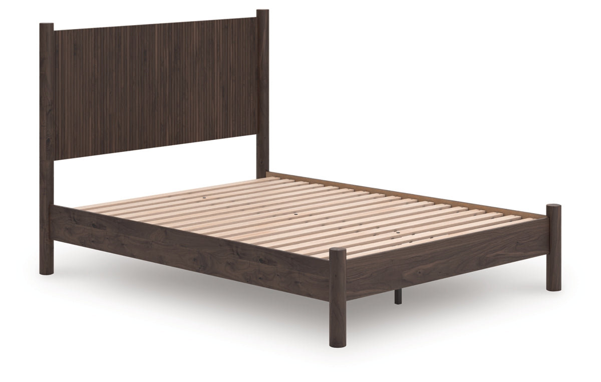 Pamytta Queen Panel Platform Bed