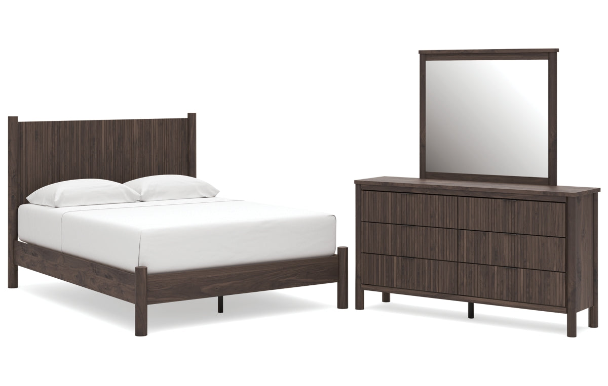 Pamytta Queen Panel Platform Bed, Dresser and Mirror