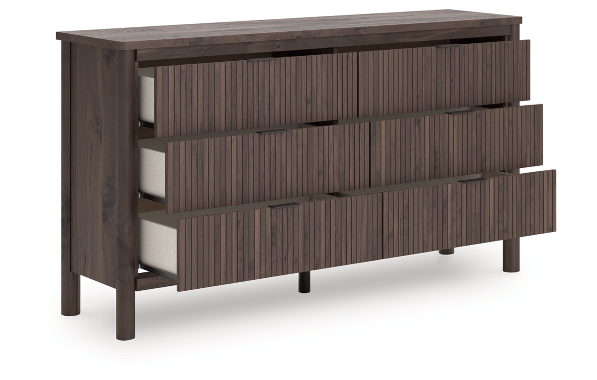 Pamytta Dresser