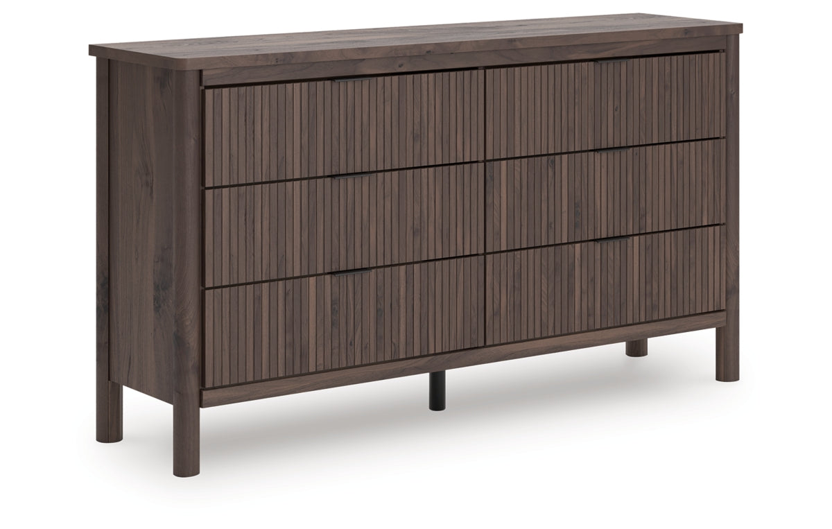 Pamytta King Panel Platform Bed, Dresser, Mirror and Nightstand