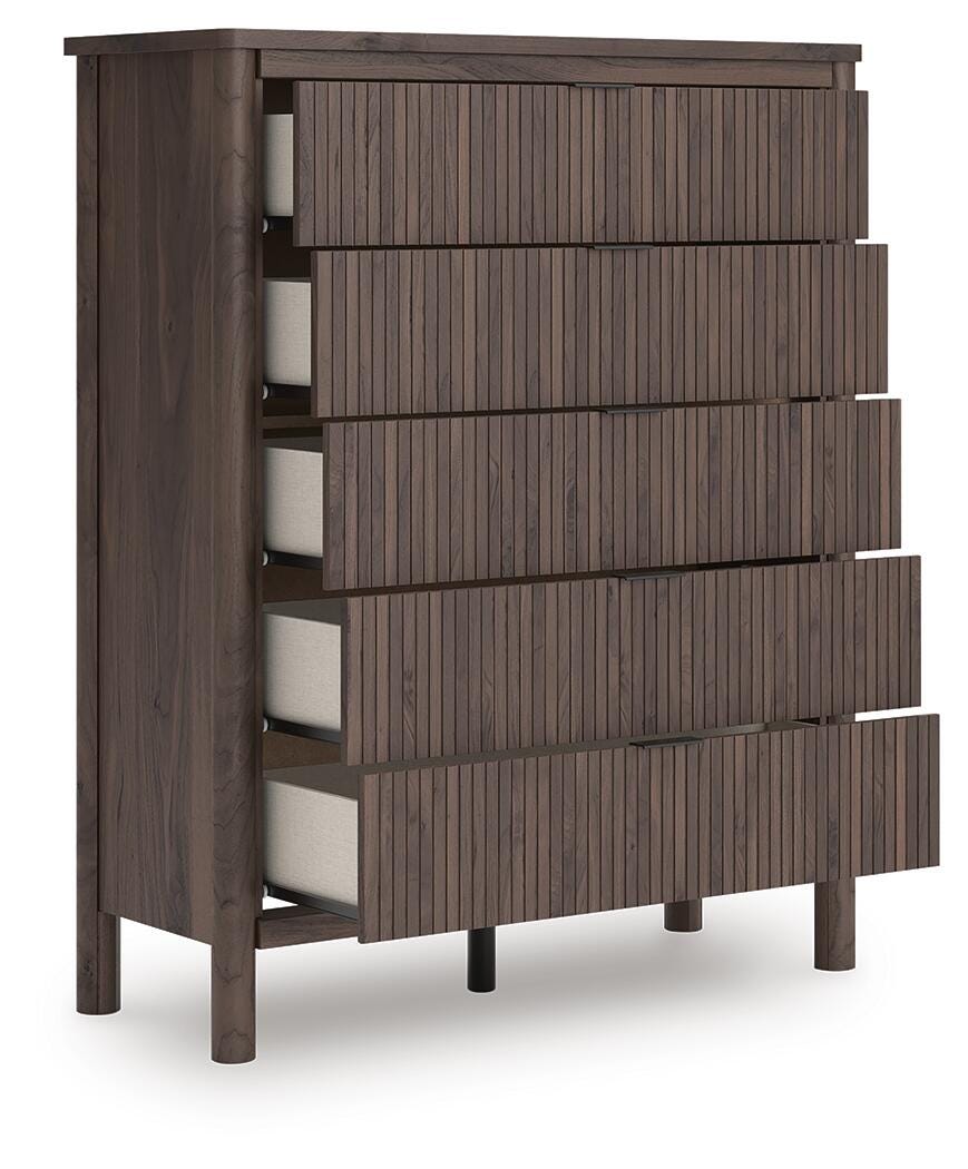 Pamytta Twin Panel Bed, Dresser, Mirror and Chest