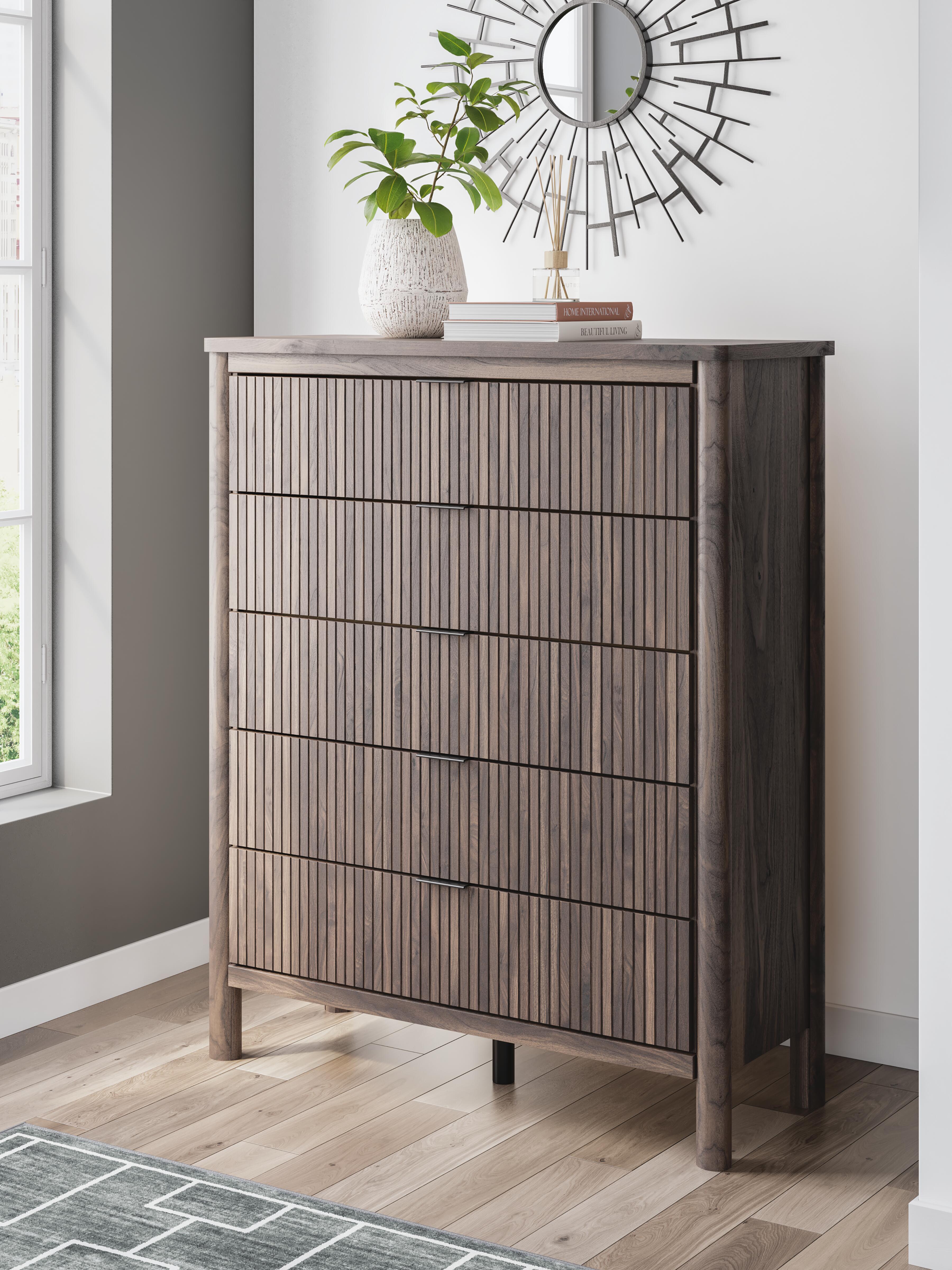 Pamytta Twin Panel Bed, Dresser, Mirror, Chest and Nightstand