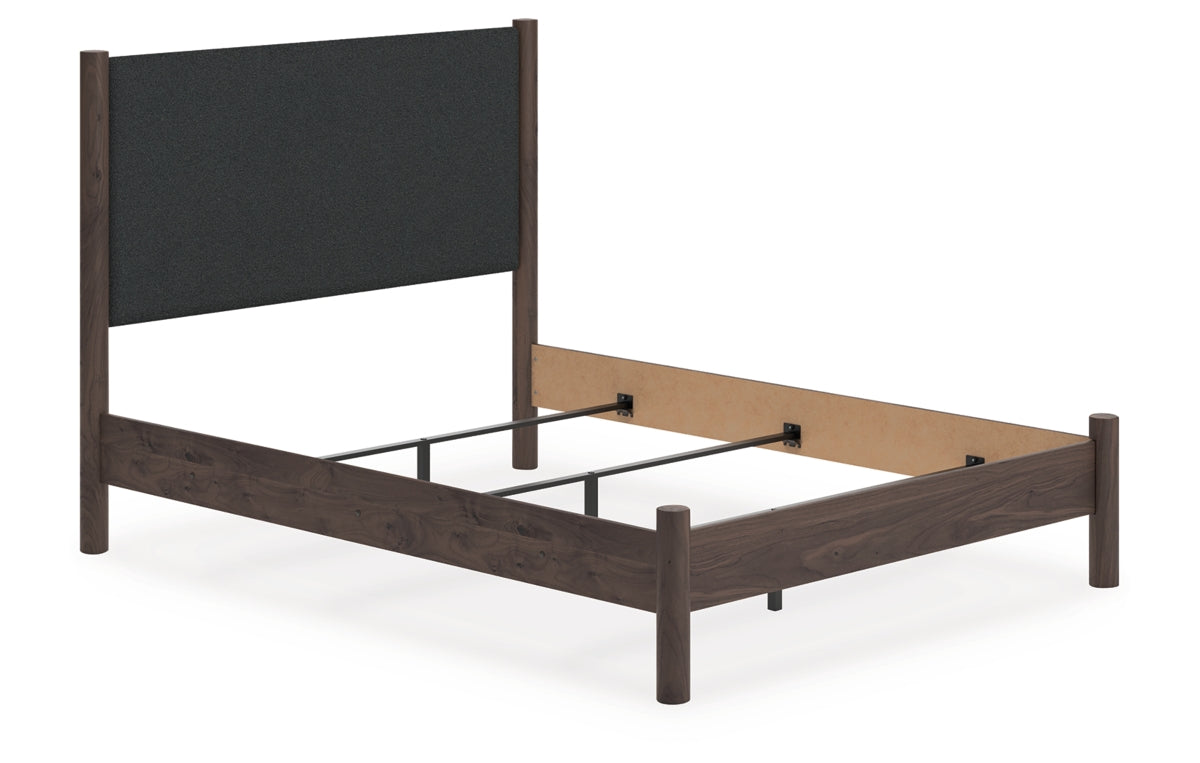 Pamytta Queen Upholstered Panel Bed