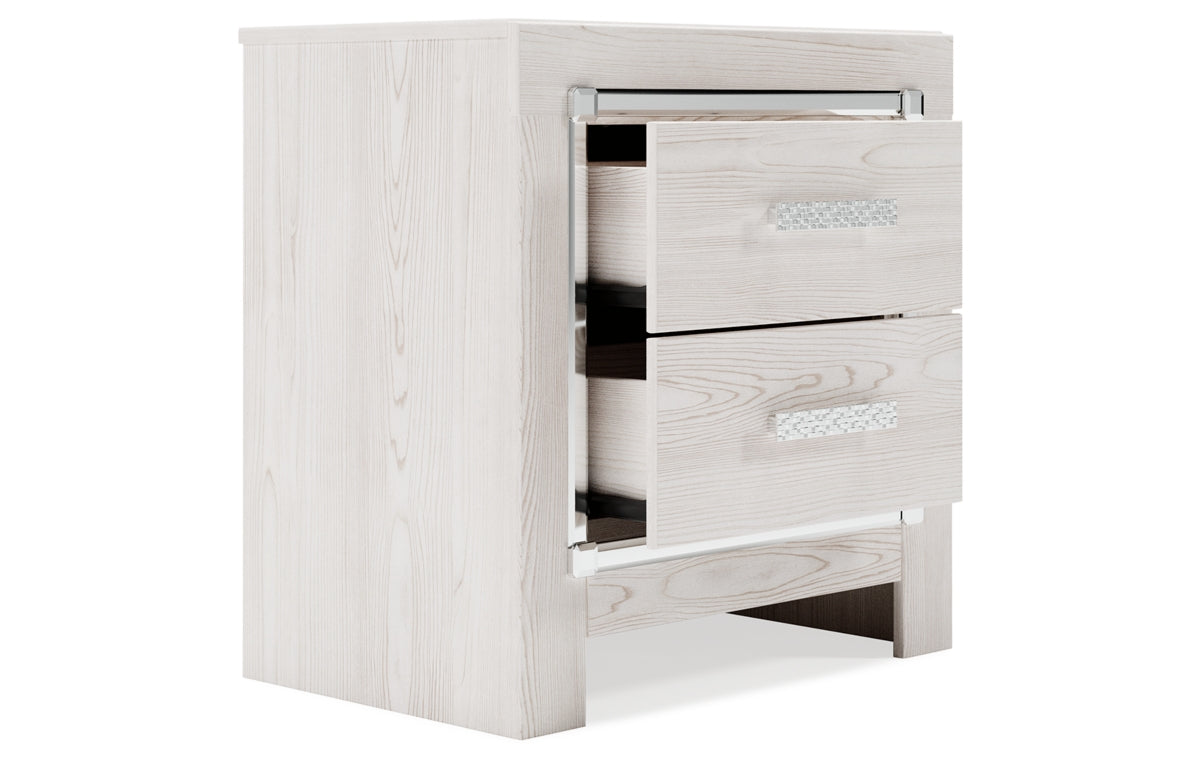 Altyra Nightstand