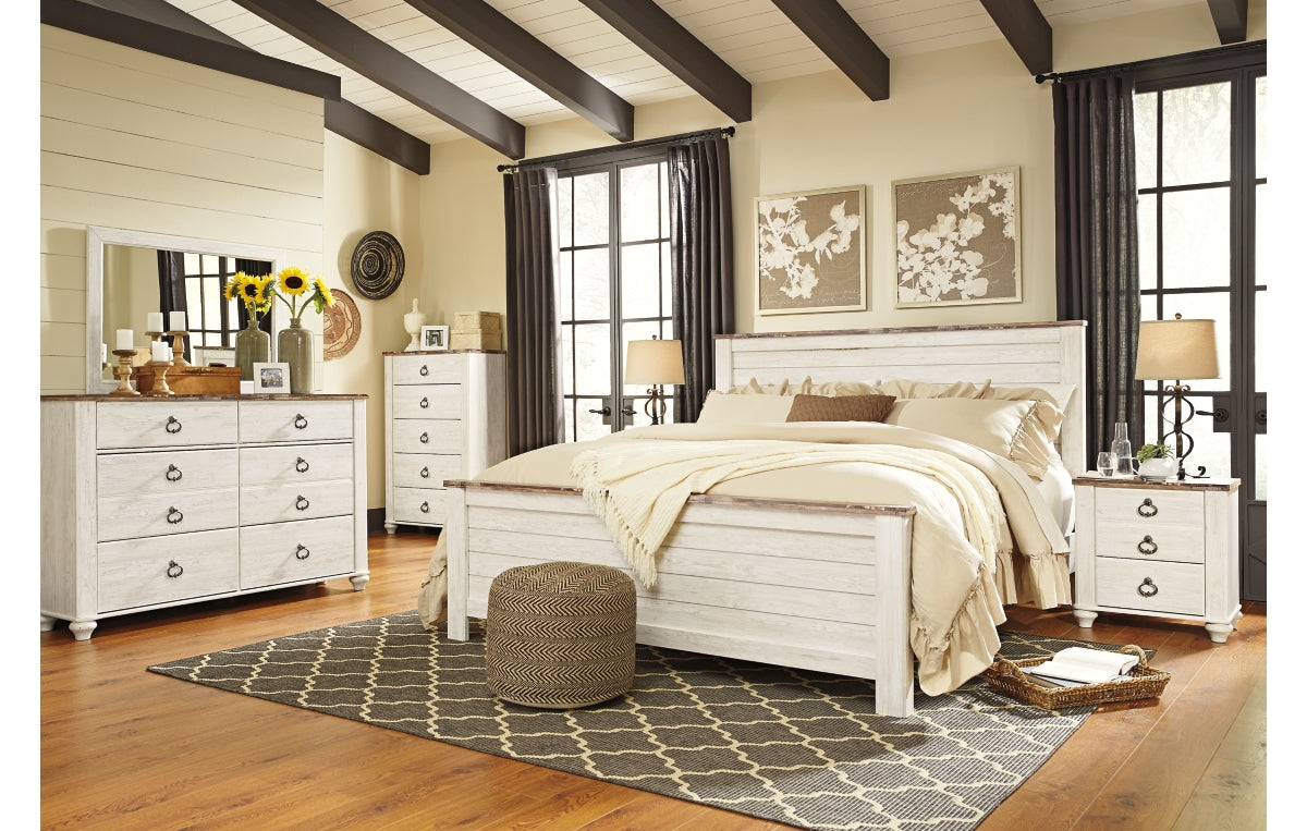 Willowton King Panel Bed