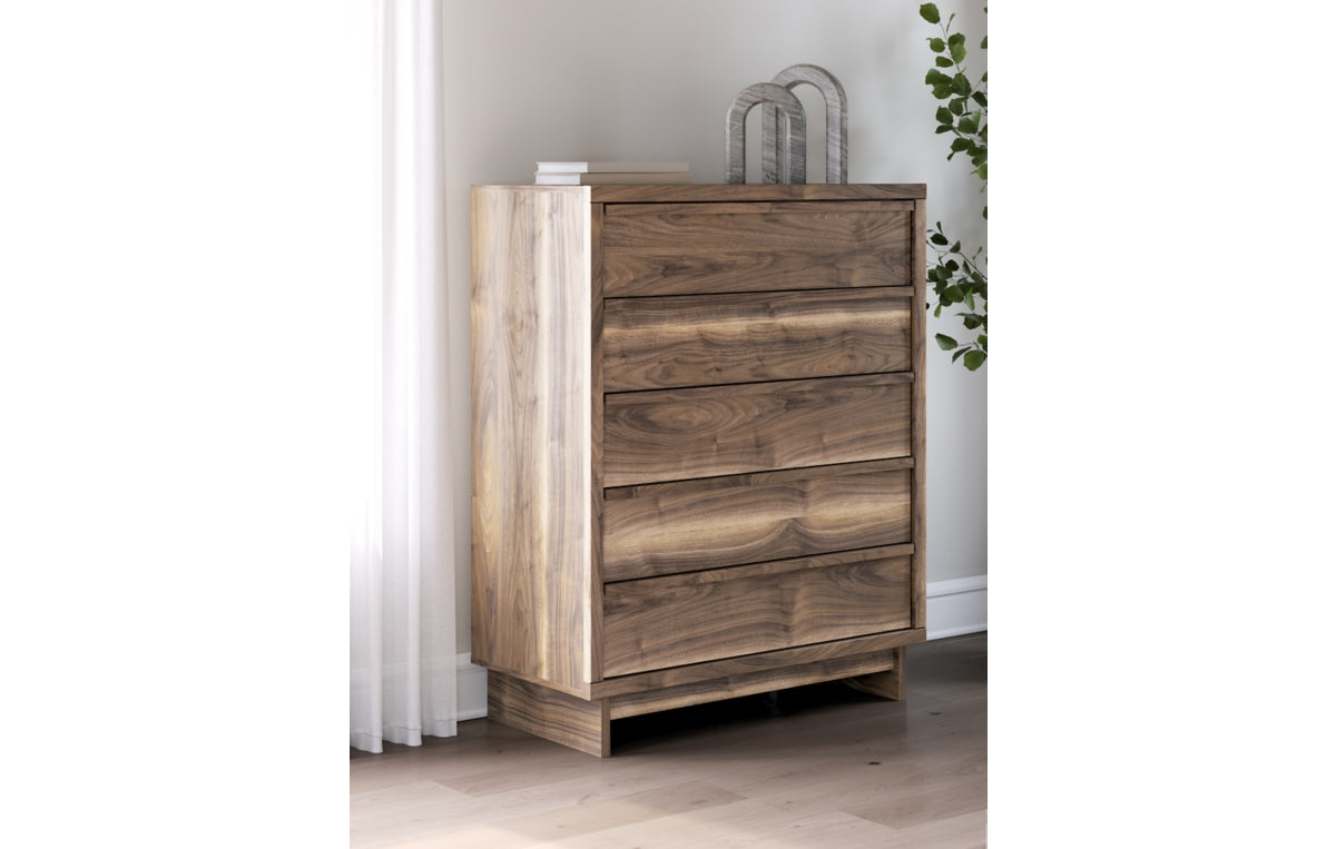 Chirason Wide Chest of Drawers