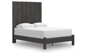 Fraluna Queen Panel Bed