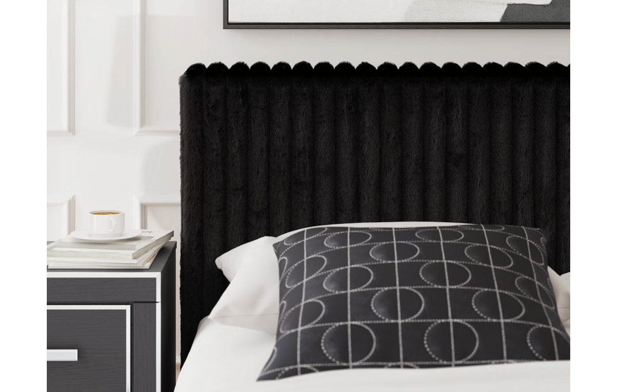 Zuraleus Queen Upholstered Bed
