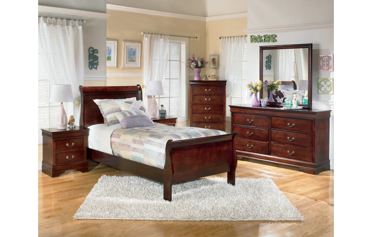 Alisdair Twin Sleigh Bed with Mirrored Dresser, Chest and Nightstand