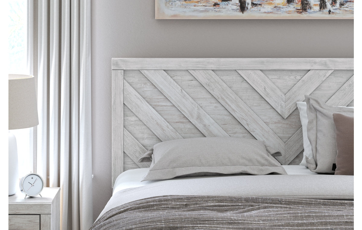 Cayboni King Panel Bed