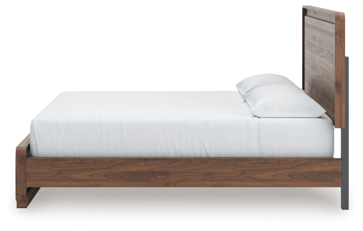 Fortlorn California King Panel Bed
