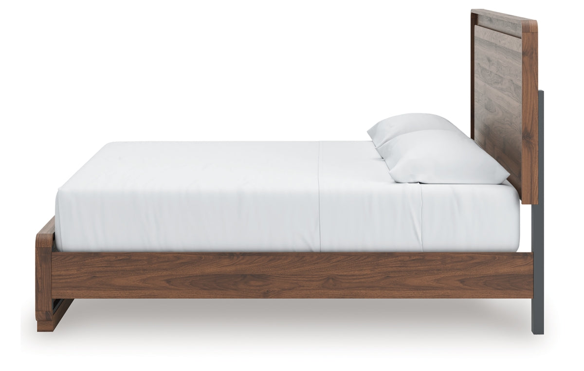 Fortlorn King Panel Bed