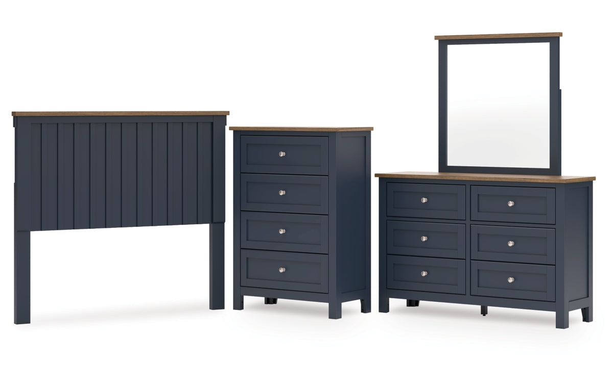 Landocken Full Panel Headboard with Mirrored Dresser and Chest