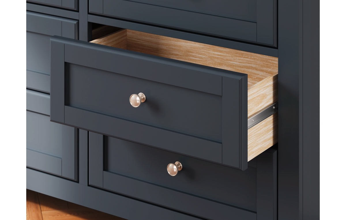 Landocken Dresser