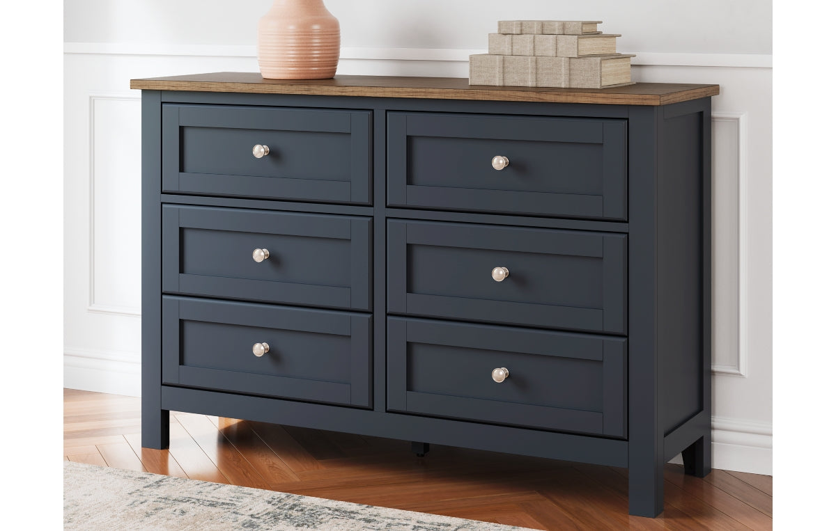 Landocken Dresser