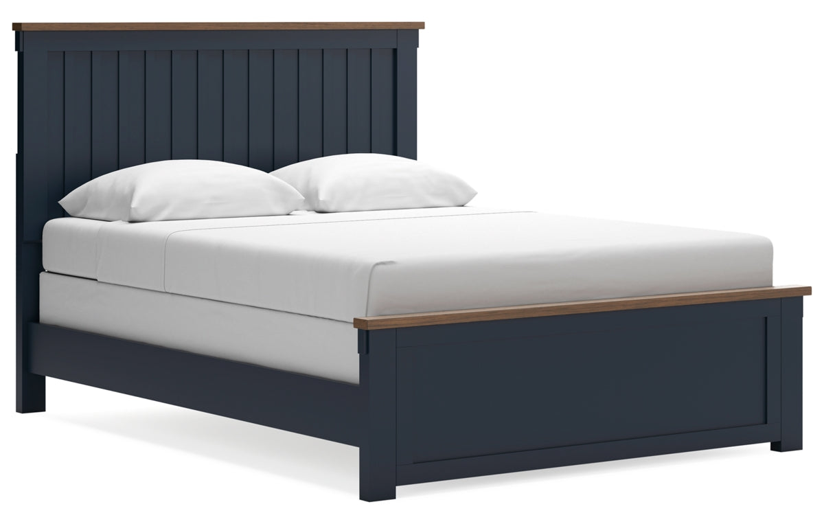 Landocken Queen Panel Bed