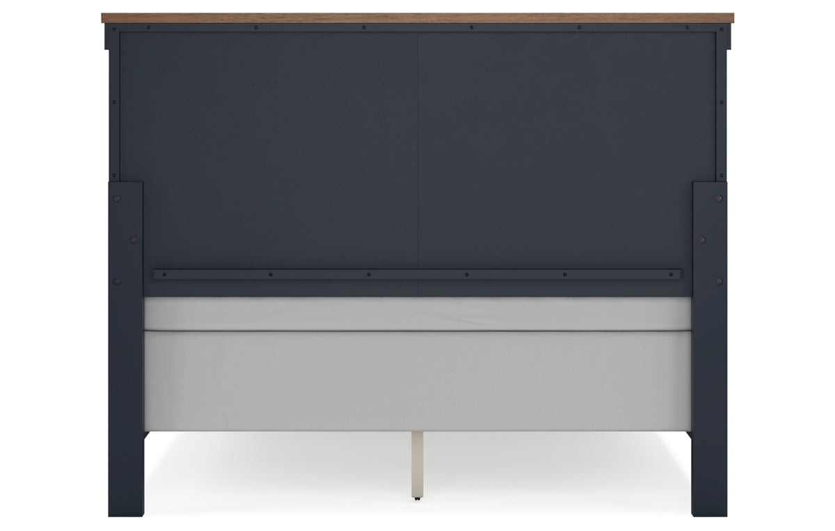 Landocken Queen Panel Headboard with Mirrored Dresser, Chest and Nightstand