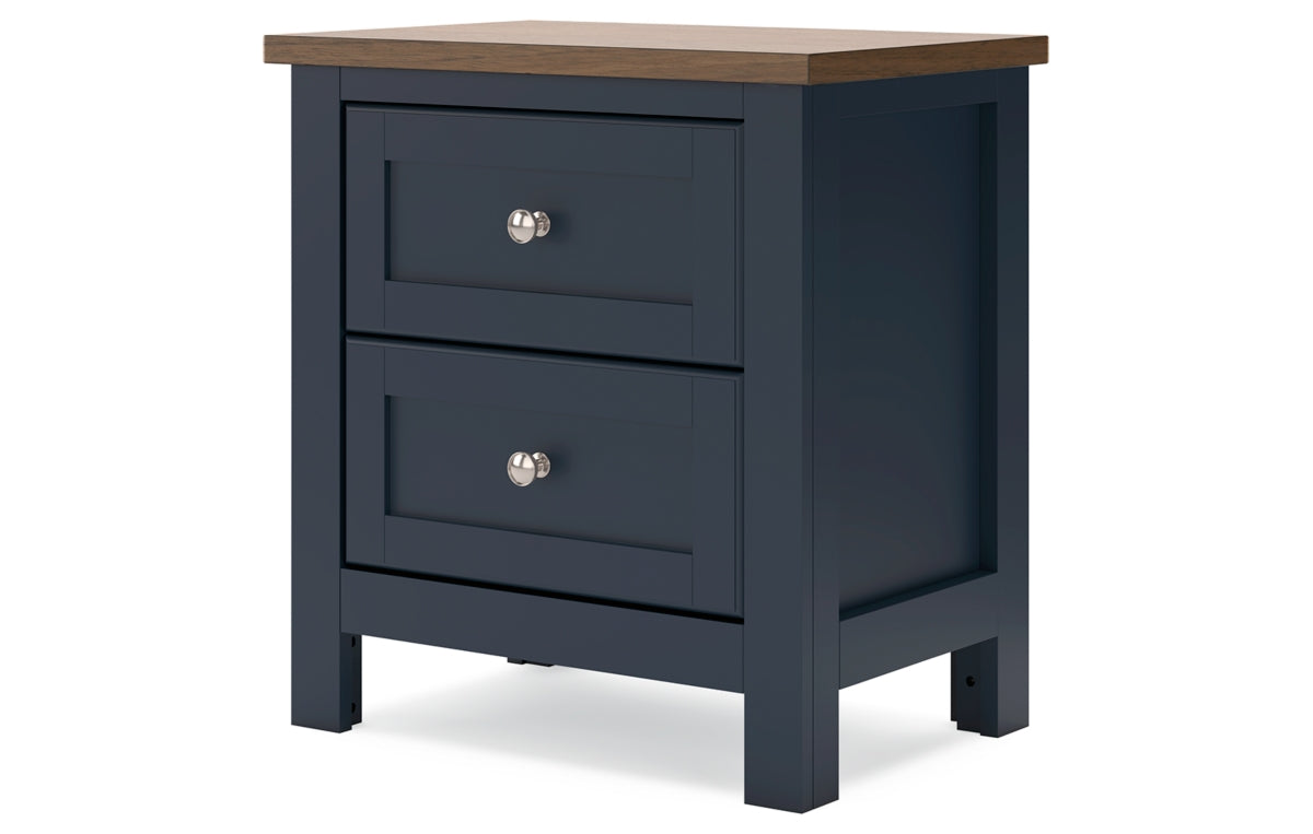 Landocken Queen Panel Headboard with Mirrored Dresser, Chest and Nightstand
