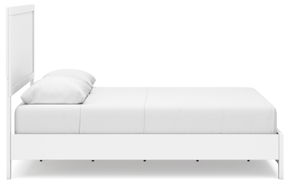 Binterglen Queen Panel Bed with Mirrored Dresser and Nightstand