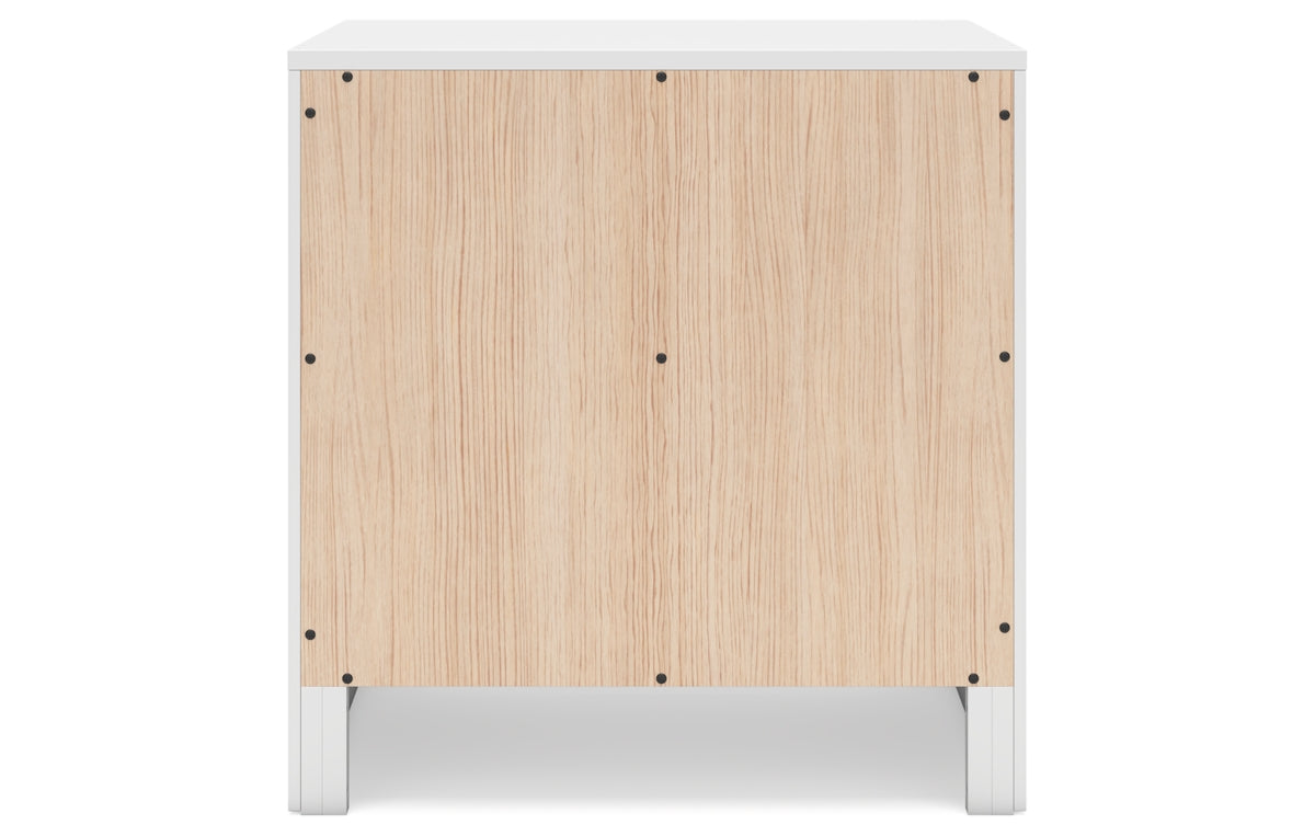 Binterglen Queen Panel Bed, Dresser, Mirror, Chest and Nightstand