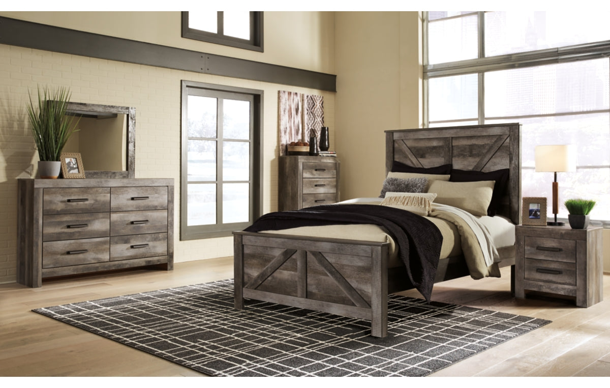 Wynnlow Queen Crossbuck Panel Bed with Mirrored Dresser, Chest and Nightstand