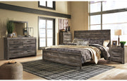 Wynnlow King Panel Bed with Mirrored Dresser, Chest and Nightstand